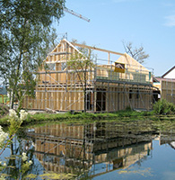 Holzhausbau im Rohbau in Mühlheim
